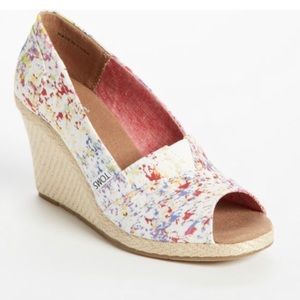 Toms Splatter Wedges